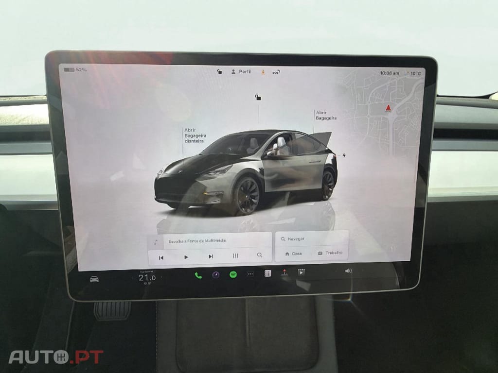 Tesla Model Y Long-Range RWD