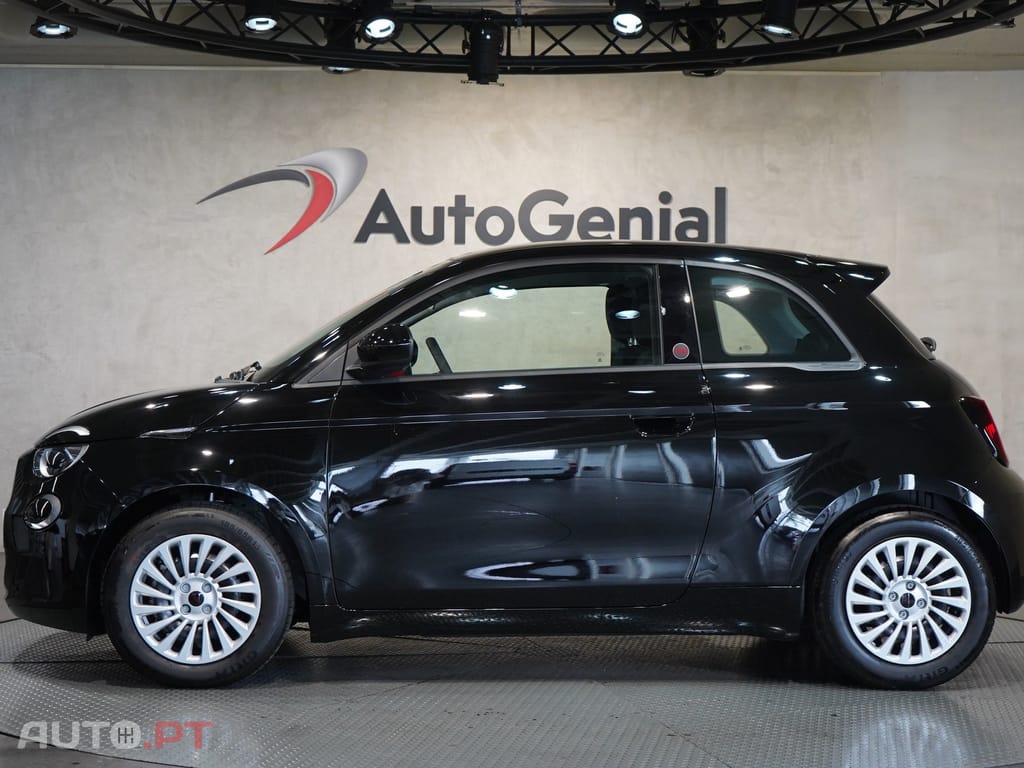 Fiat 500e Berlina Série 4 42 kWh (Red)