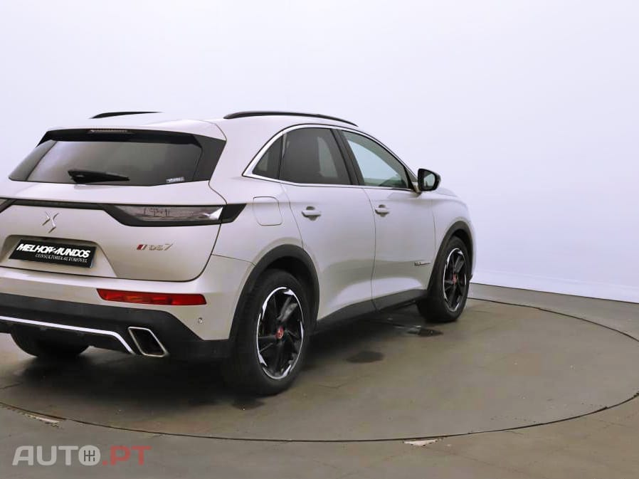 DS DS7 Crossback E-Tense Performance Line+ EAT8