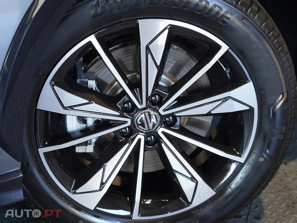 MG HS 1.5 T-GDI Plug In Hybrid Luxury