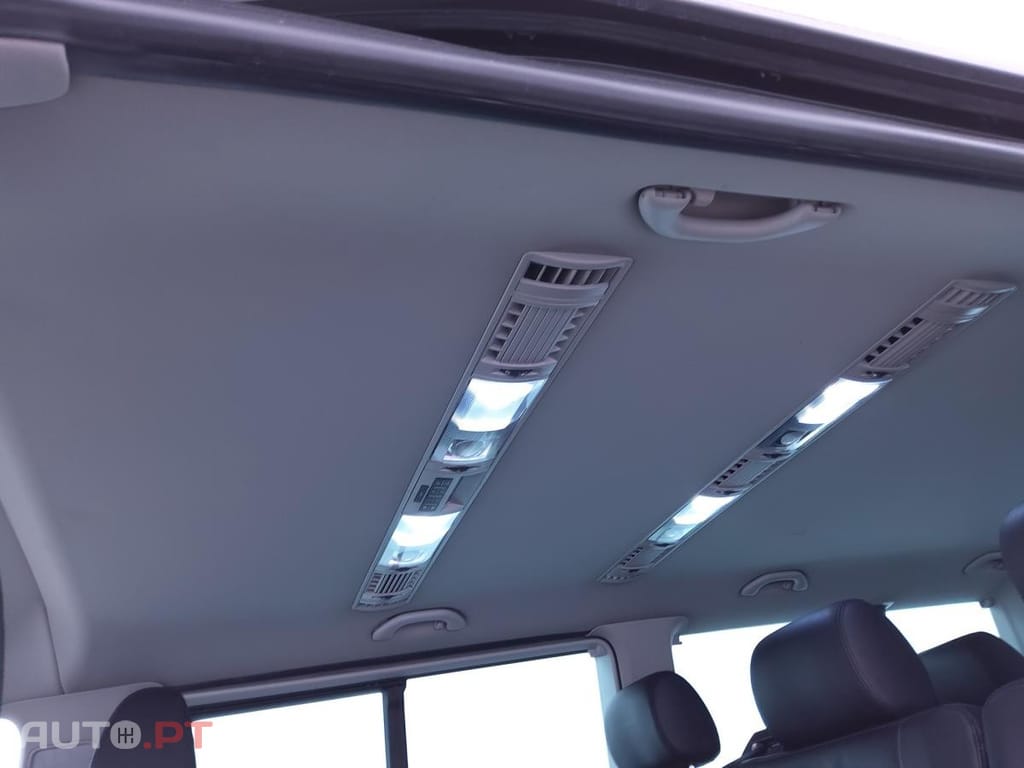 Volkswagen Caravelle 2.0 TDI Longue 4Motion Carat DSG