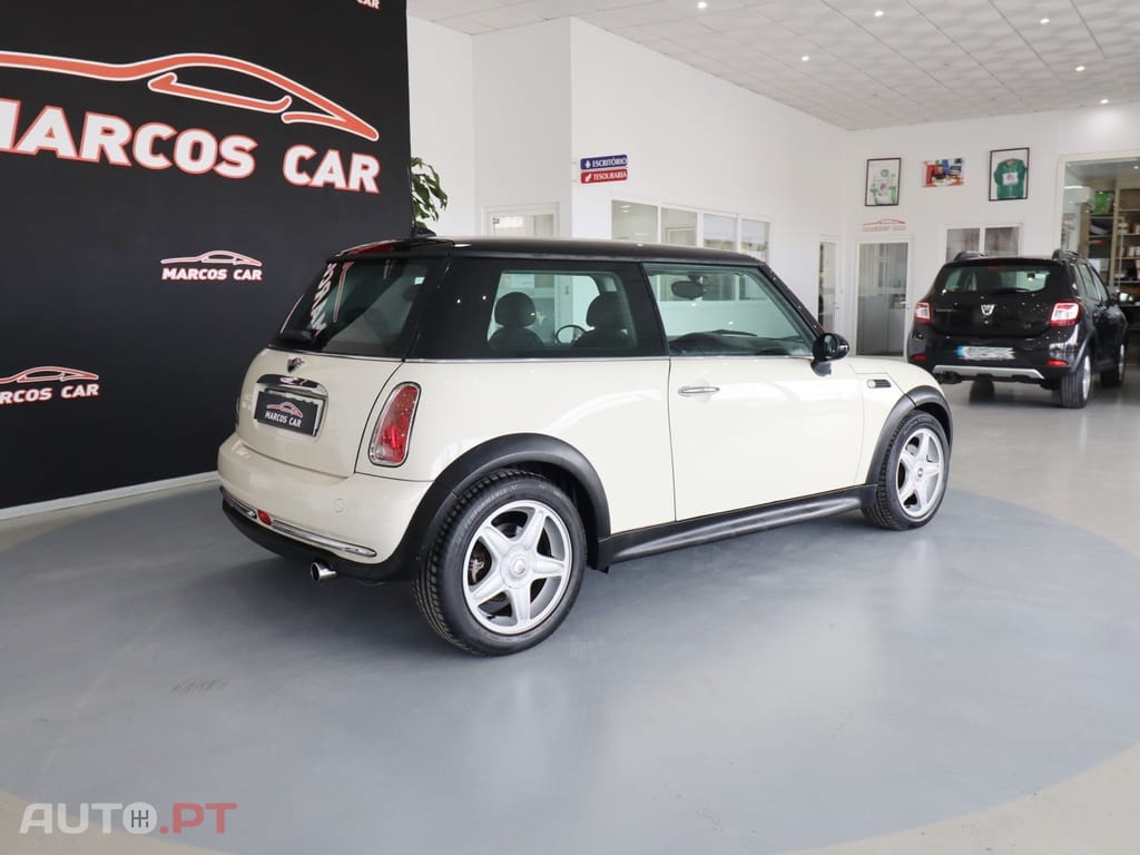 MINI Cooper One 1.4 D