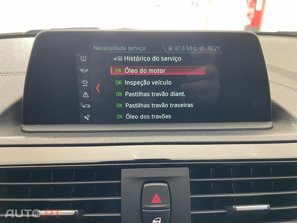 BMW 116 d Pack Desportivo M Auto
