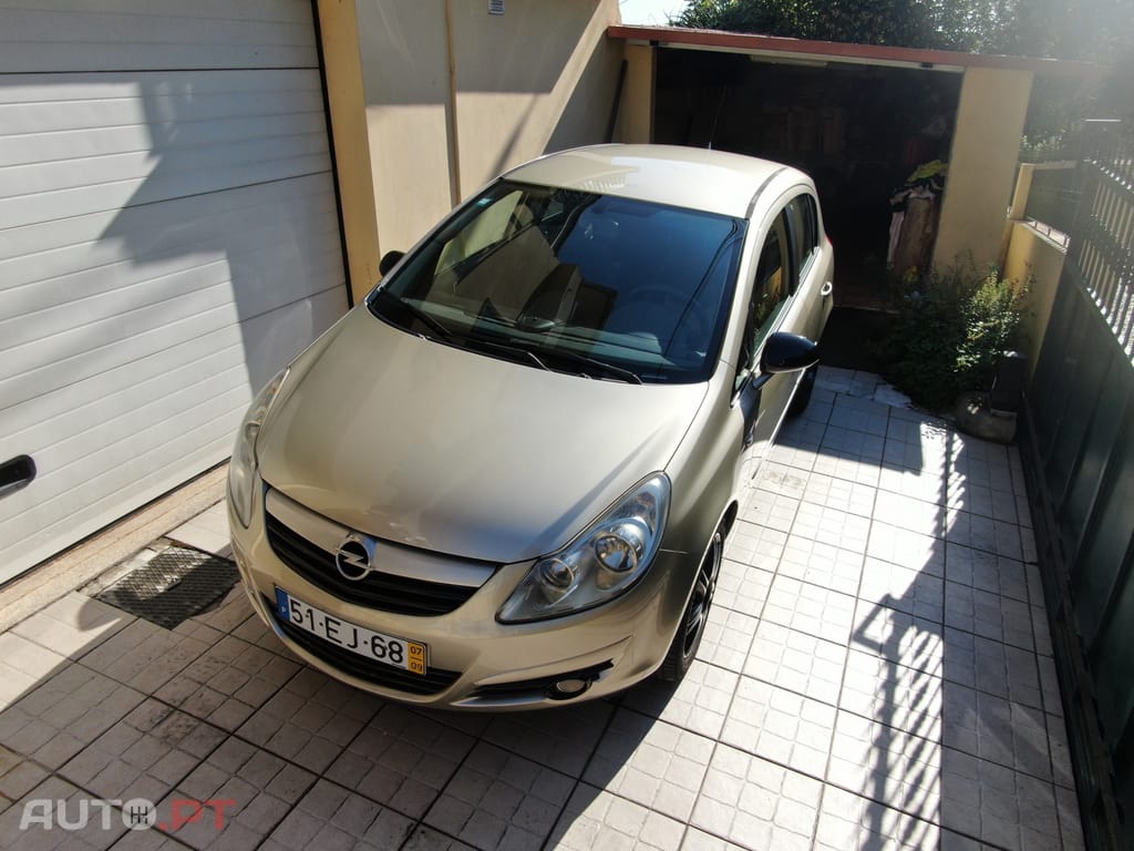 Opel Corsa Cosmo 1.2