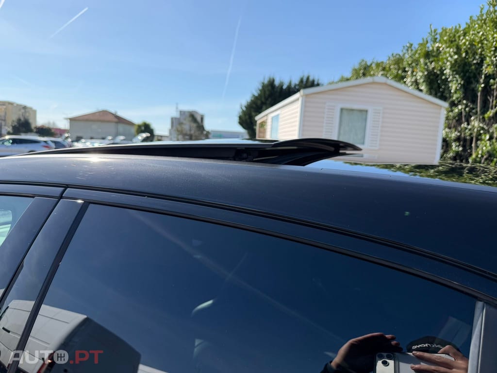 Mercedes-Benz A 35 AMG A35 S