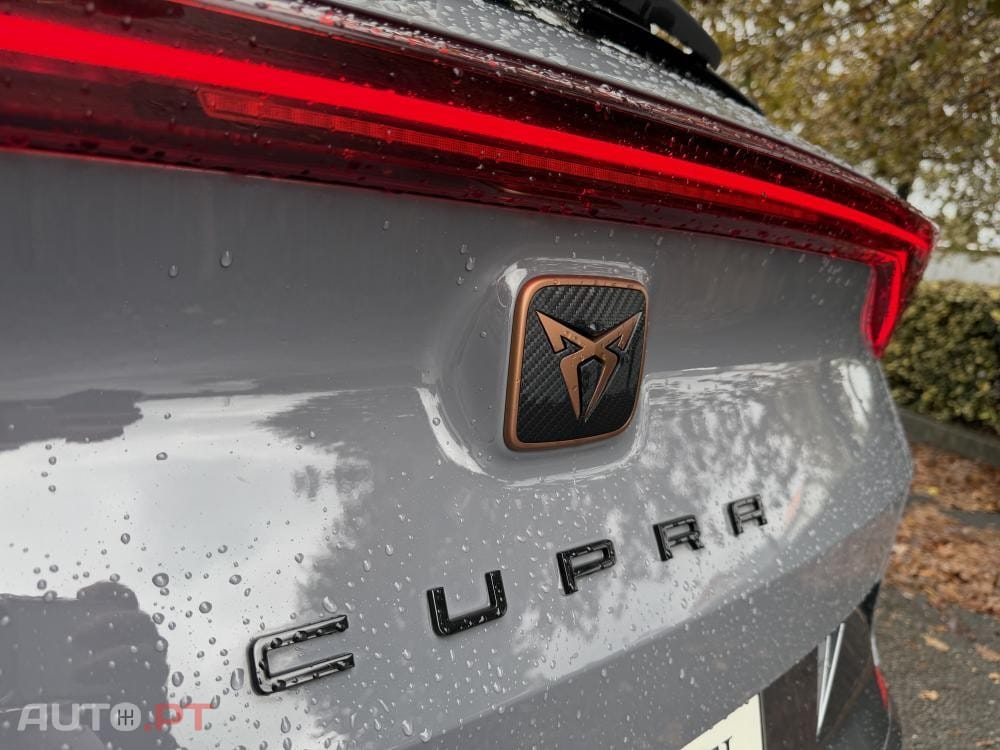 Cupra Formentor 1.4 e-Hybrid DSG VZ