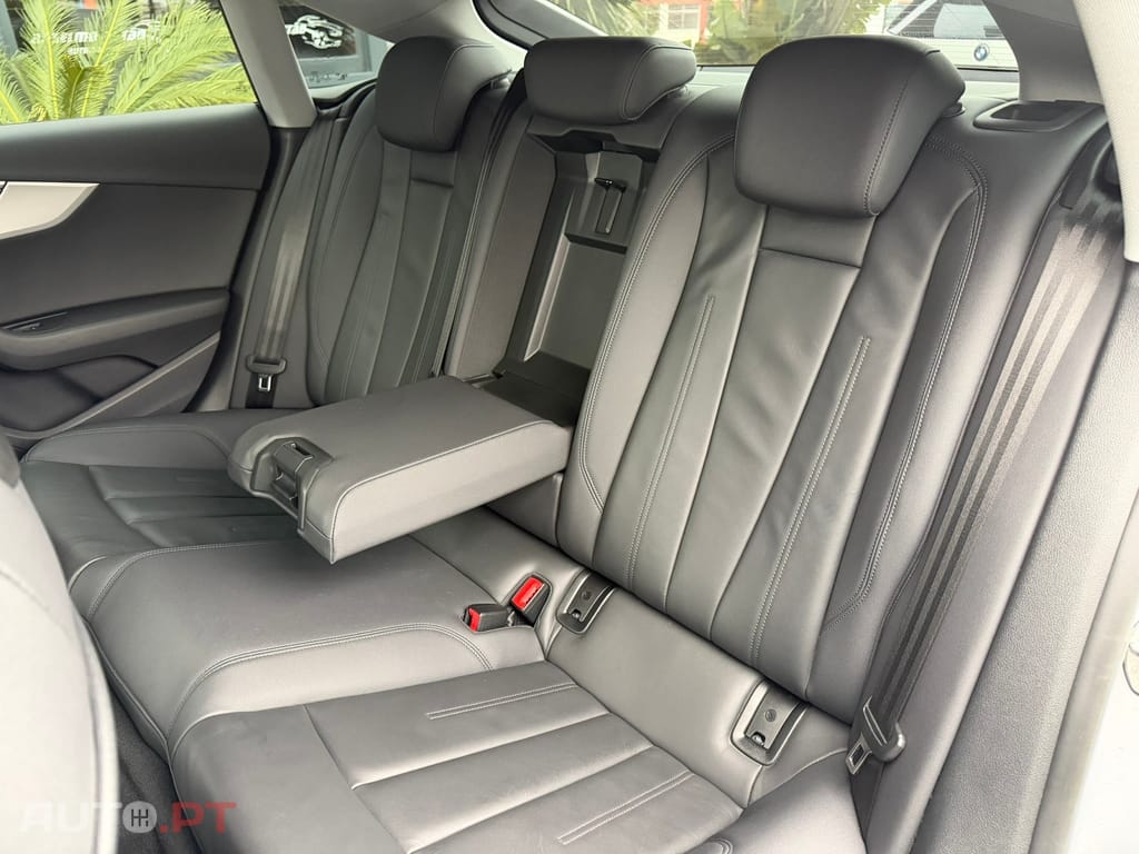 Audi A5 35 TDI Advanced S tronic