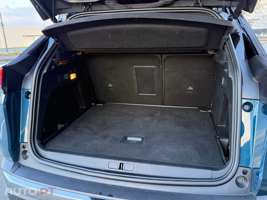 Peugeot 3008 1.2 Hybrid GT e-DCS6