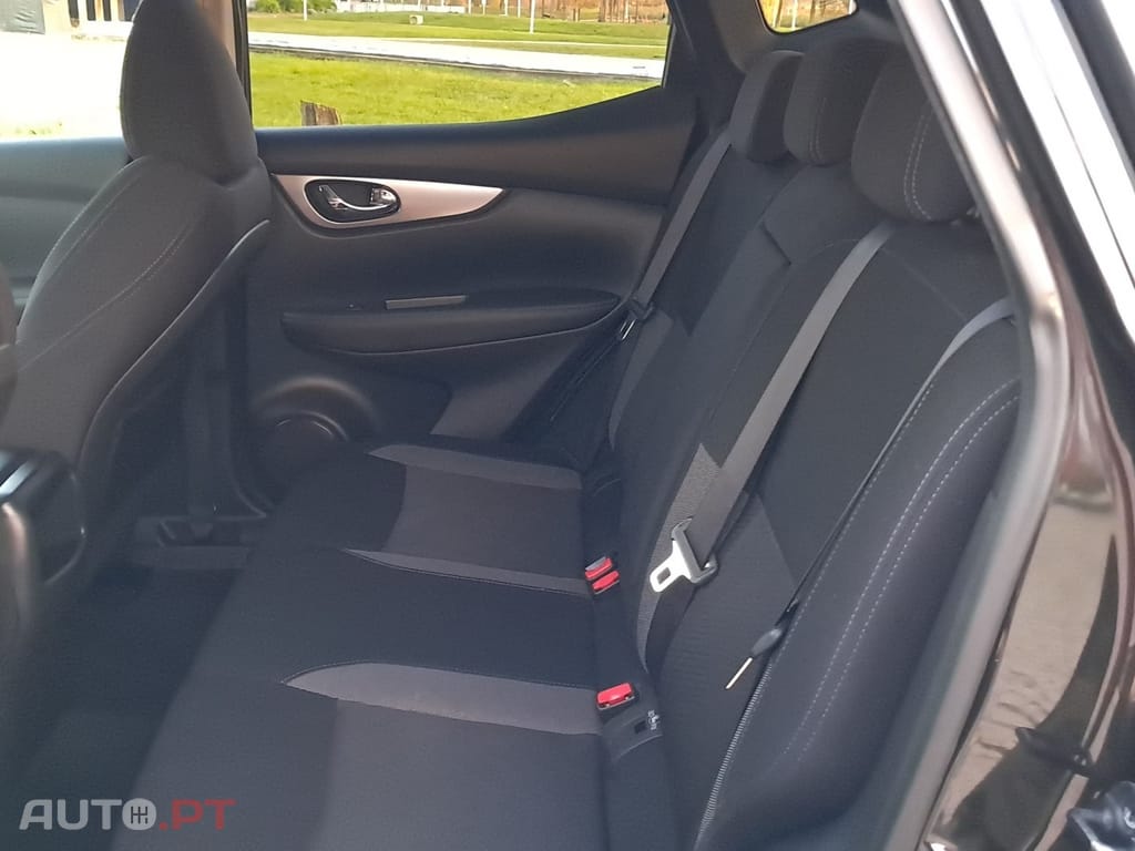 Nissan Qashqai 1.5 dCi N-Connecta