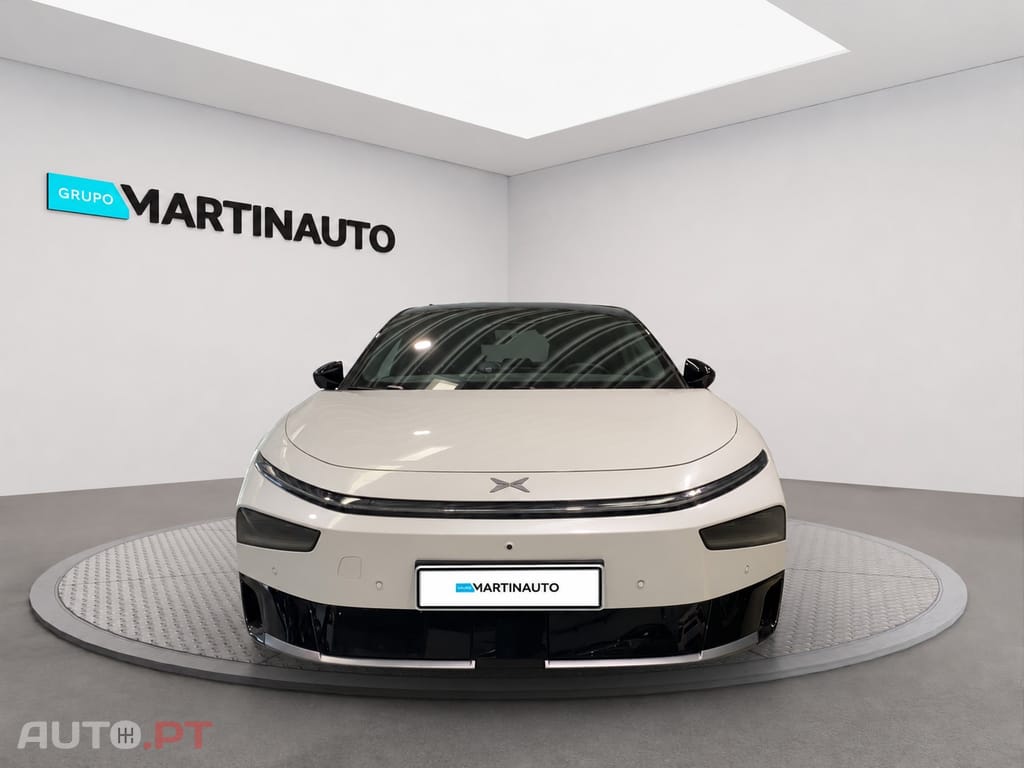 XPeng P7 74.9 kWh Long Range
