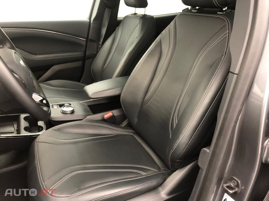 Ford Mustang Mach-E Standard Range