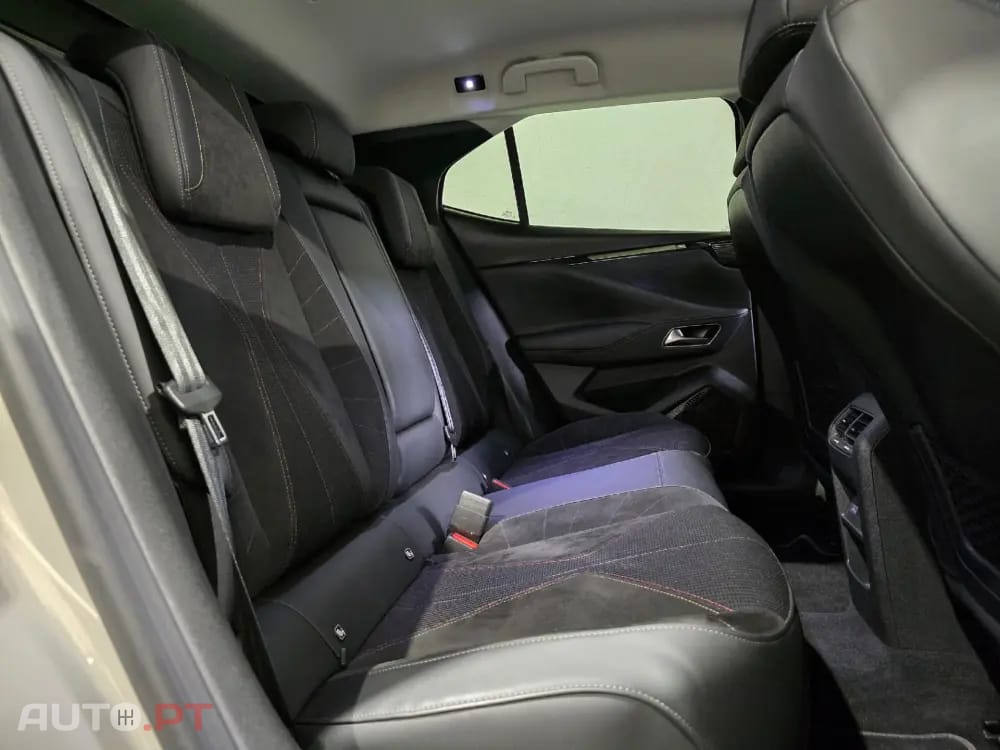 DS DS4 E-TENSE 225 PERFORMANCE LINE+
