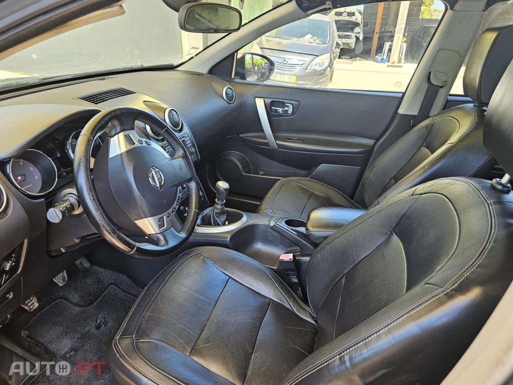 Nissan Qashqai +2 1.5 dCi Tekna Sport 18