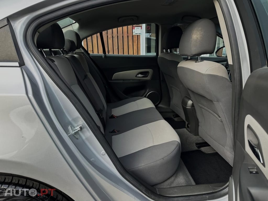 Chevrolet Cruze 2.0 VCDi LT