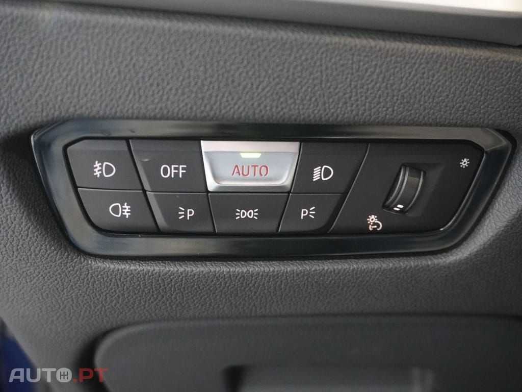 BMW 330 I.V.A DEDUTIVEL Business