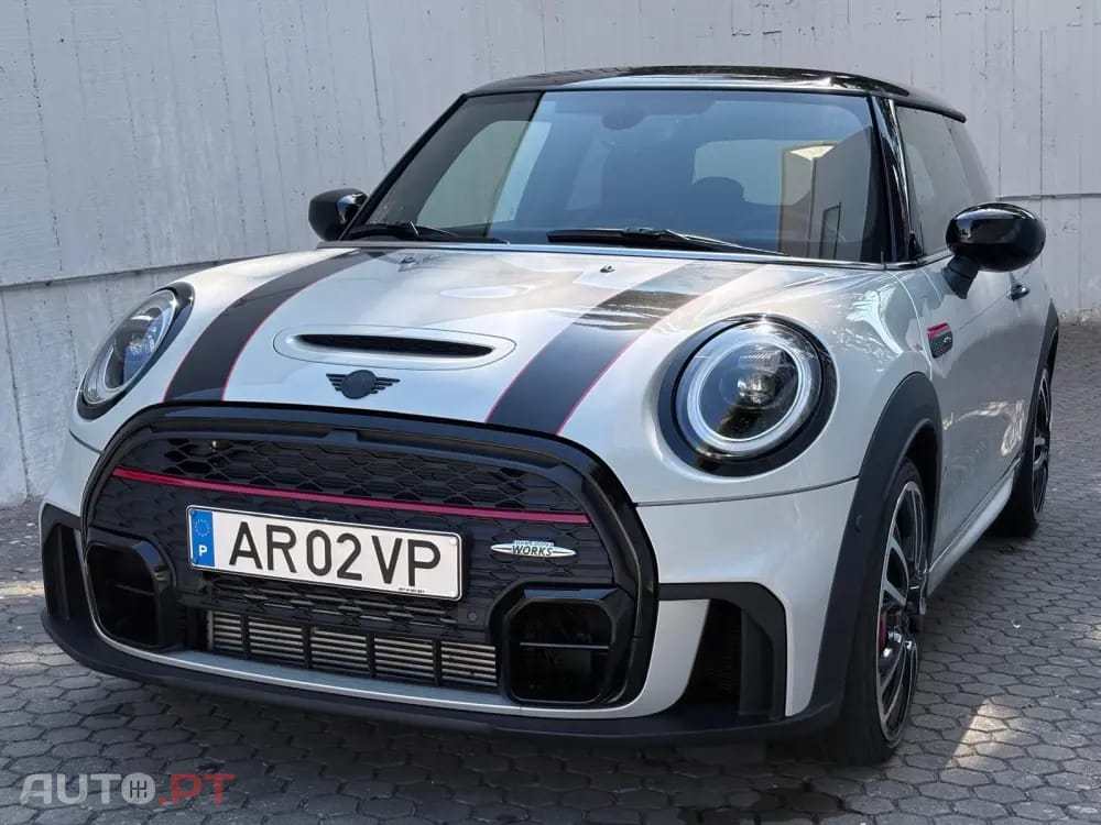 MINI Cooper John Cooper Works Auto Desportiva