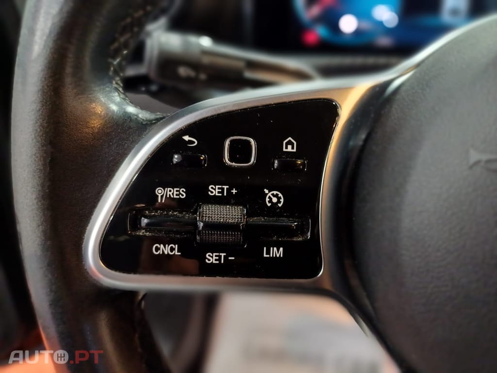Mercedes-Benz A 180 d business auto