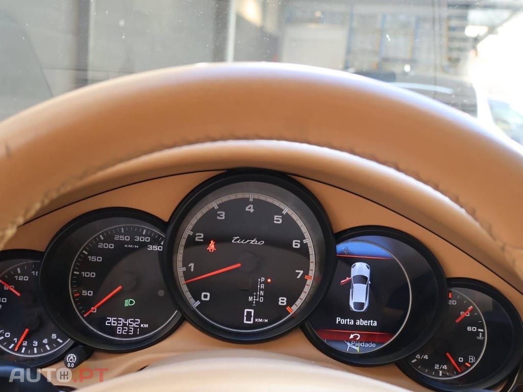 Porsche Panamera Turbo PDK
