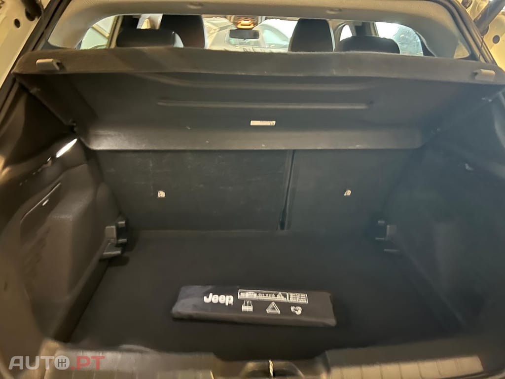 Jeep Avenger 1.2 GSE T3 Altitude