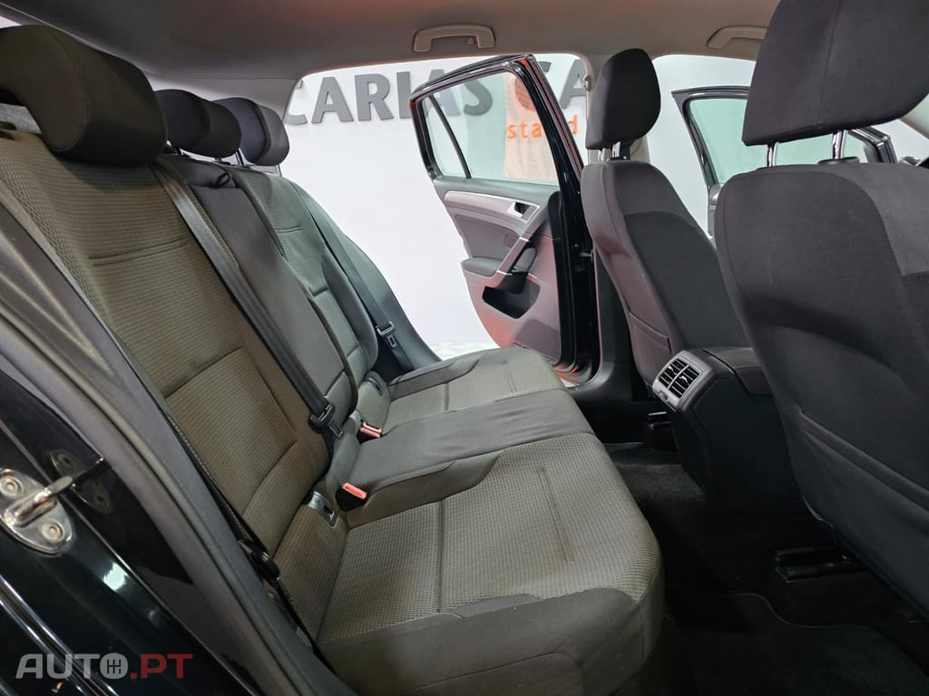 Volkswagen Golf 1.6 TDi Confortline