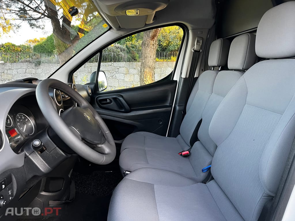 Peugeot E-Partner Elétrica