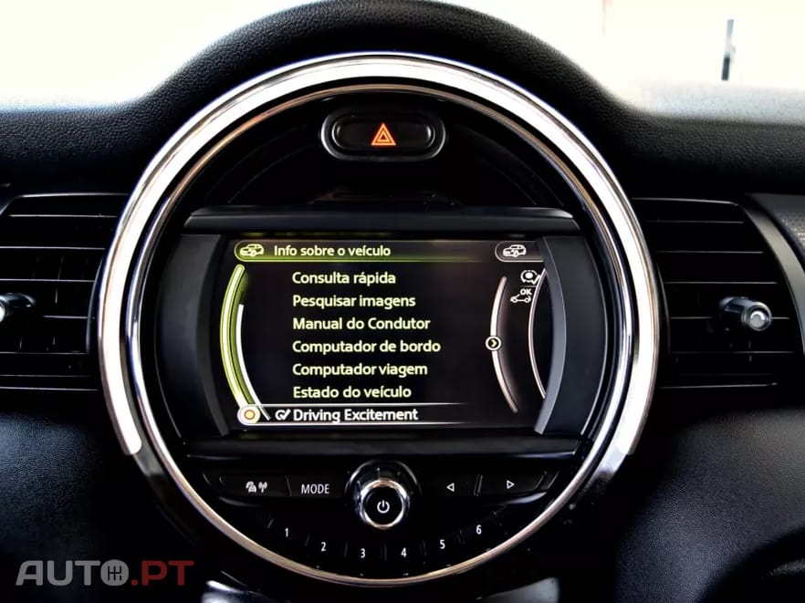 MINI Cooper Cooper D Auto