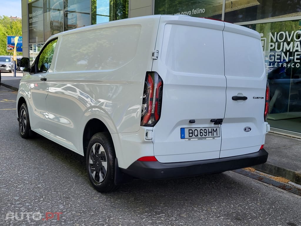 Ford Transit Custom 320 L1 Trend BEV 83kWh 136cv
