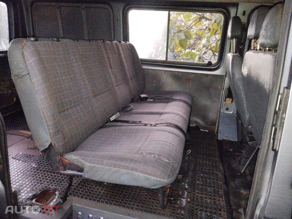 Ford Transit 120 van 7 lugares mista