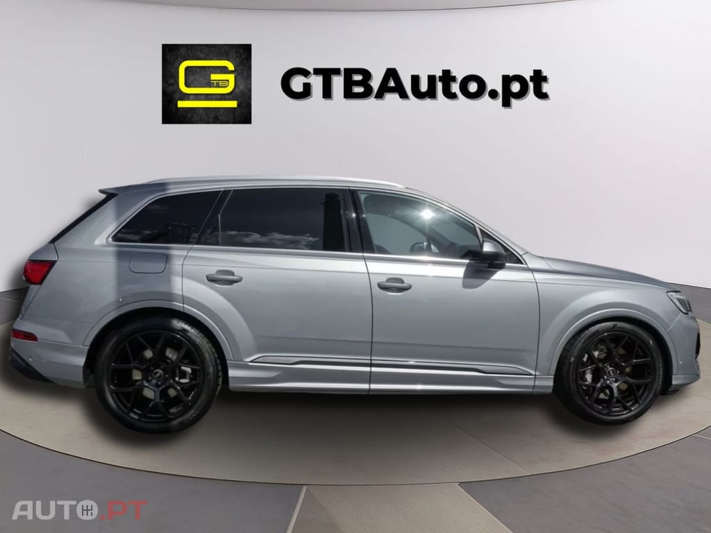 Audi Q7 55 TFSIe qu. S line