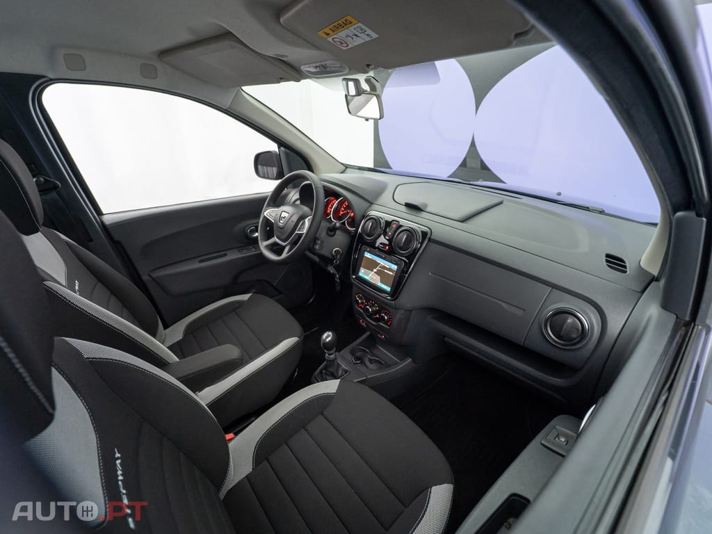 Dacia Lodgy 1.5 Blue dCi Stepway 7L