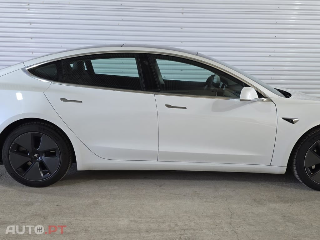 Tesla Model 3 Long Range AWD Dual Motor