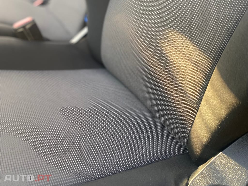 Peugeot Partner 1.5 BlueHDi Asphalt Longa EAT8