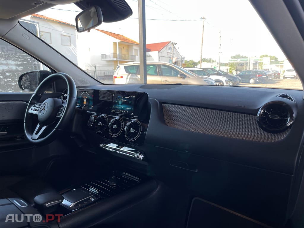 Mercedes-Benz GLA 180 d Progressive
