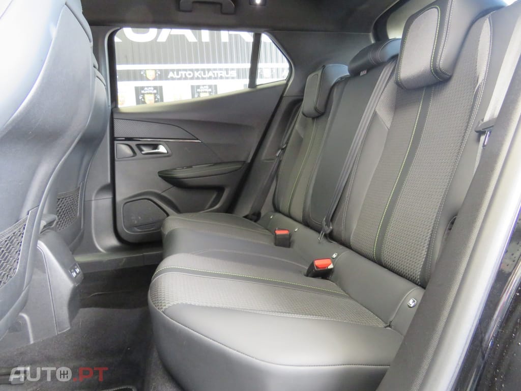 Peugeot 2008 1.5 BlueHDi GT EAT8