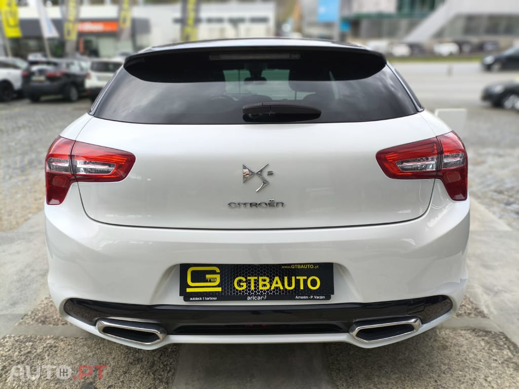 DS DS5 2.0HDi SPORTCHIC HYbrid4 