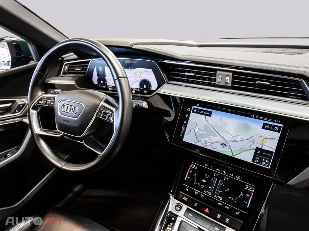 Audi E-Tron 55 S LINE I.V.A DEDUTÍVEL 