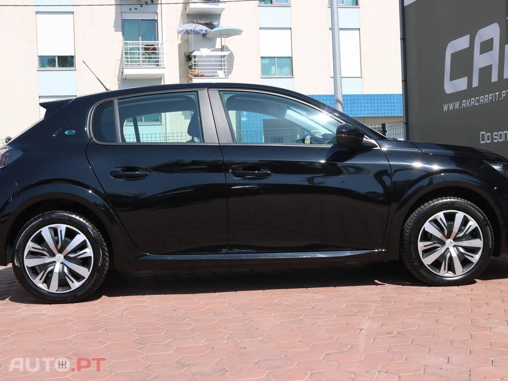 Peugeot E-208 Active Pack