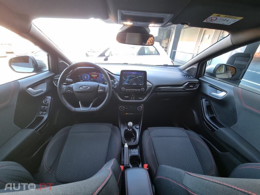 Ford Puma 1.0 EcoBoost mHEV ST-Line