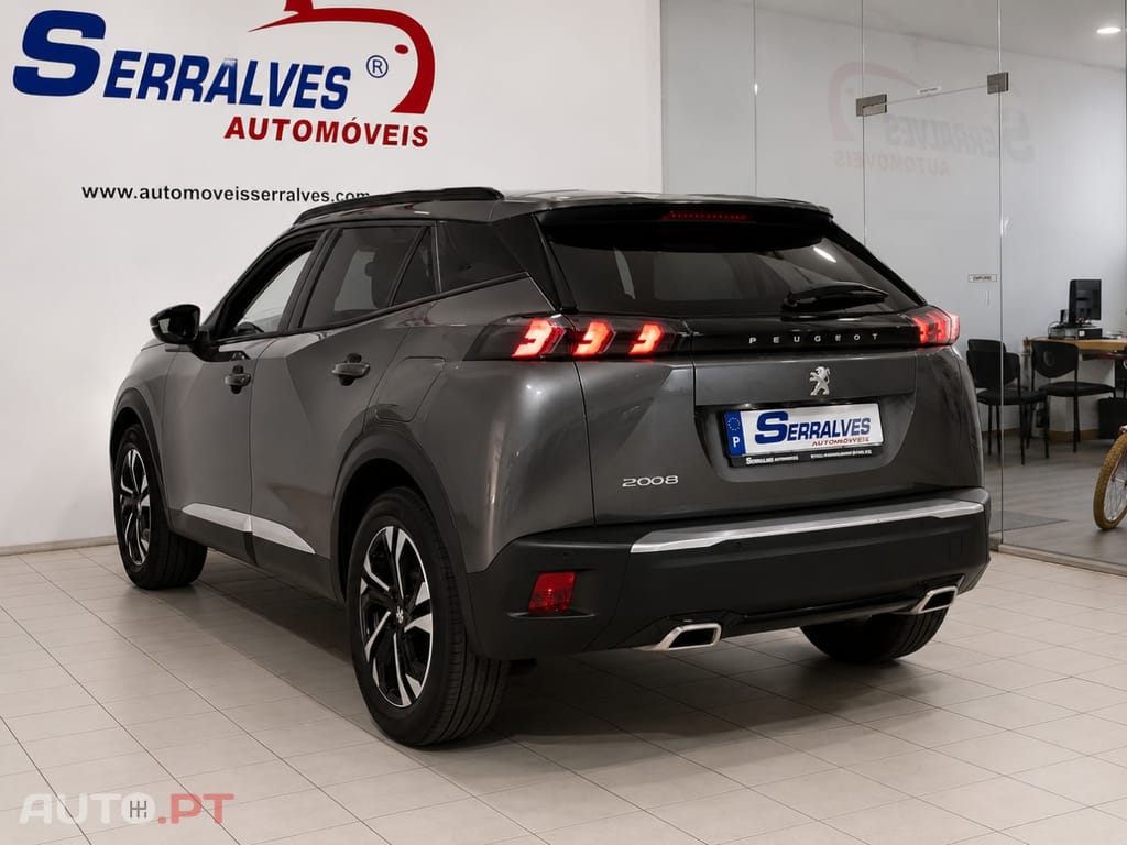 Peugeot 2008 1.2 PureTech Allure EAT8