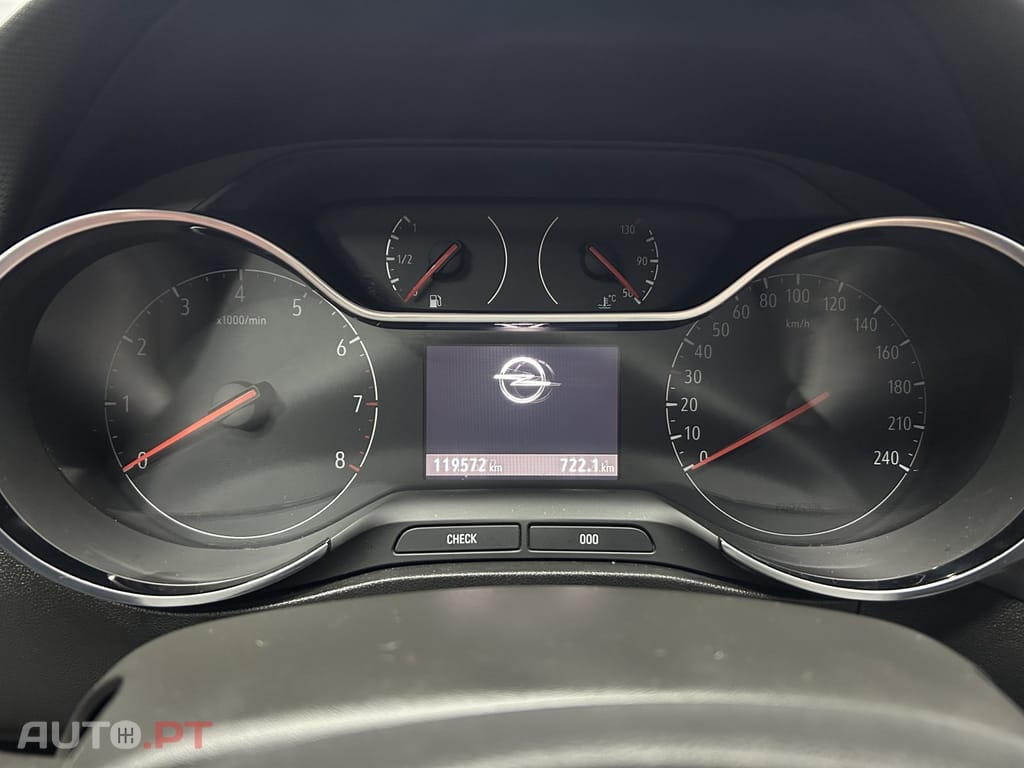 Opel Crossland X 1.2T Elegance