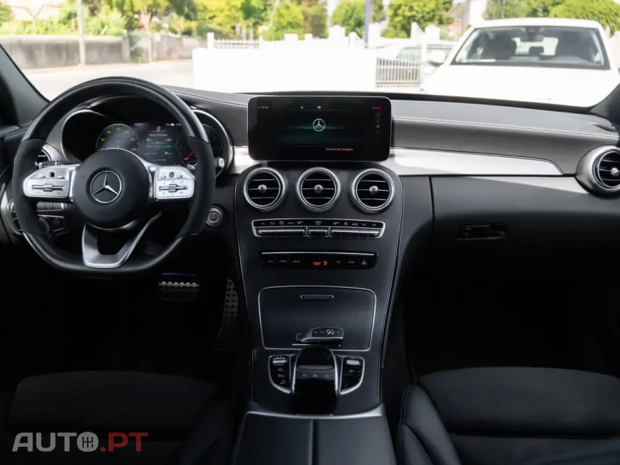 Mercedes-Benz C 300 de T 9G-TRONIC Night Edition