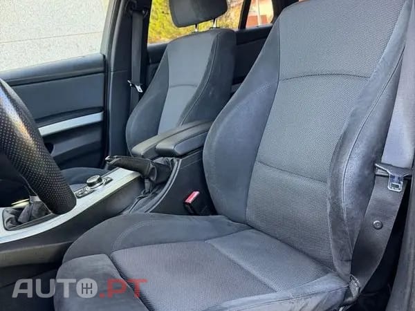 BMW 318 d Navigation Sport