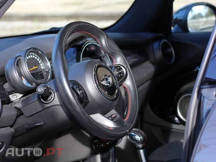 MINI Cooper Cooper SD Auto Desportiva