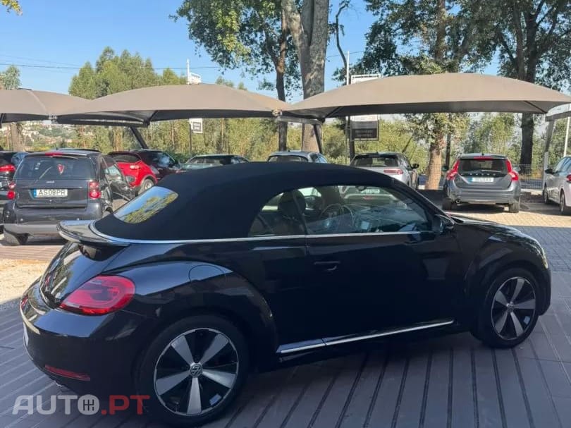 Volkswagen New Beetle Cabriolet 2.0 TSI Sport