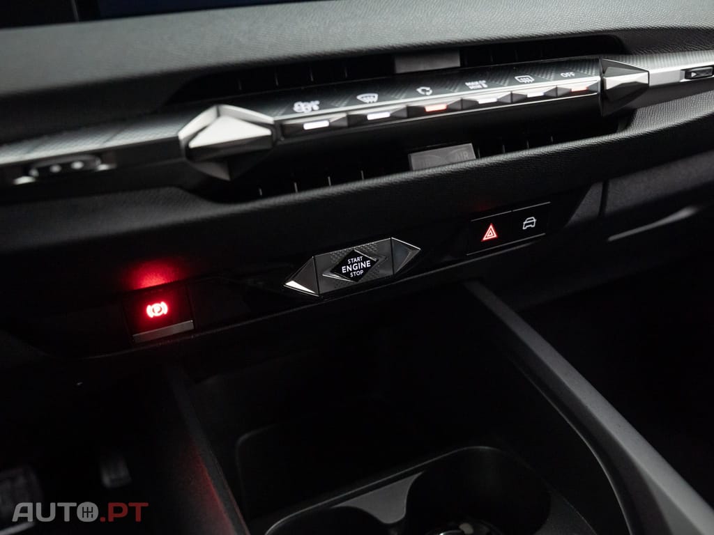 DS DS4 1.5 BlueHDi Bastille + EAT8