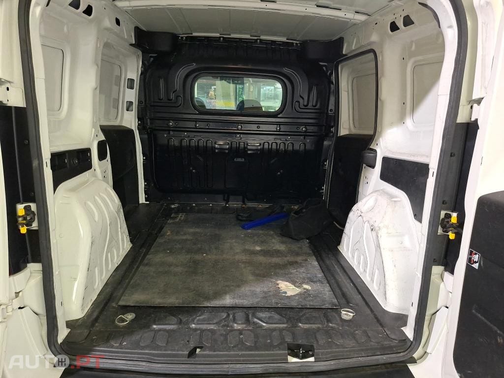 Fiat Doblo DOBLO CARGO 1.6 MJ SX 3L