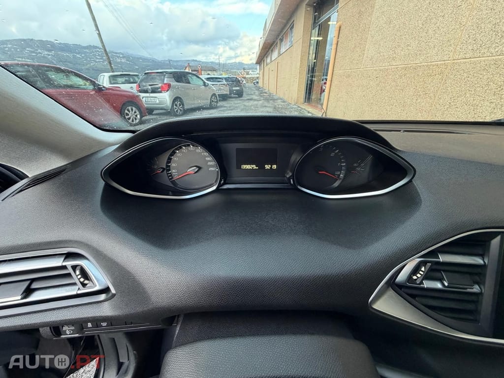 Peugeot 308 SW 1.6 BlueHDi Style