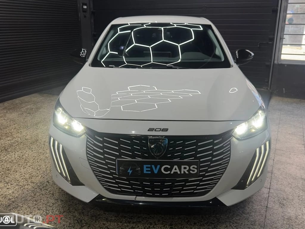 Peugeot E-208 Allure