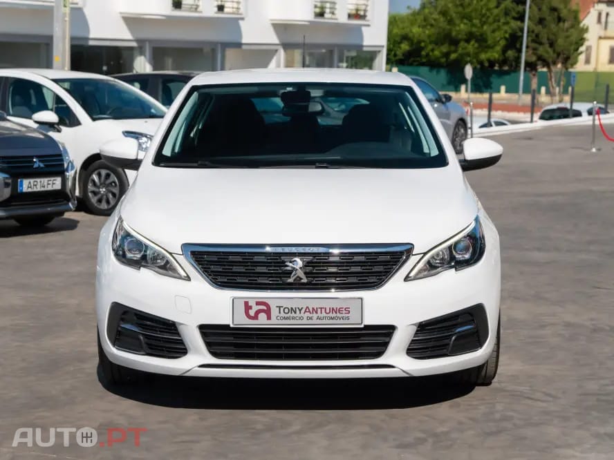 Peugeot 308 1.5 BlueHDi Business Line