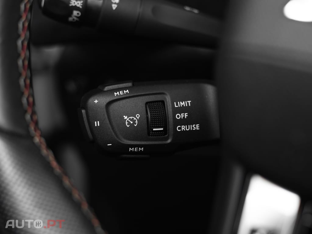 DS DS3 Crossback E-TENSE PERFORMANCE LINE